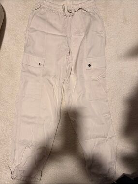 Athleta Woman’s Cream Cargo Joggers